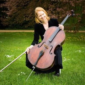 Oxford cellist Coral Lancaster